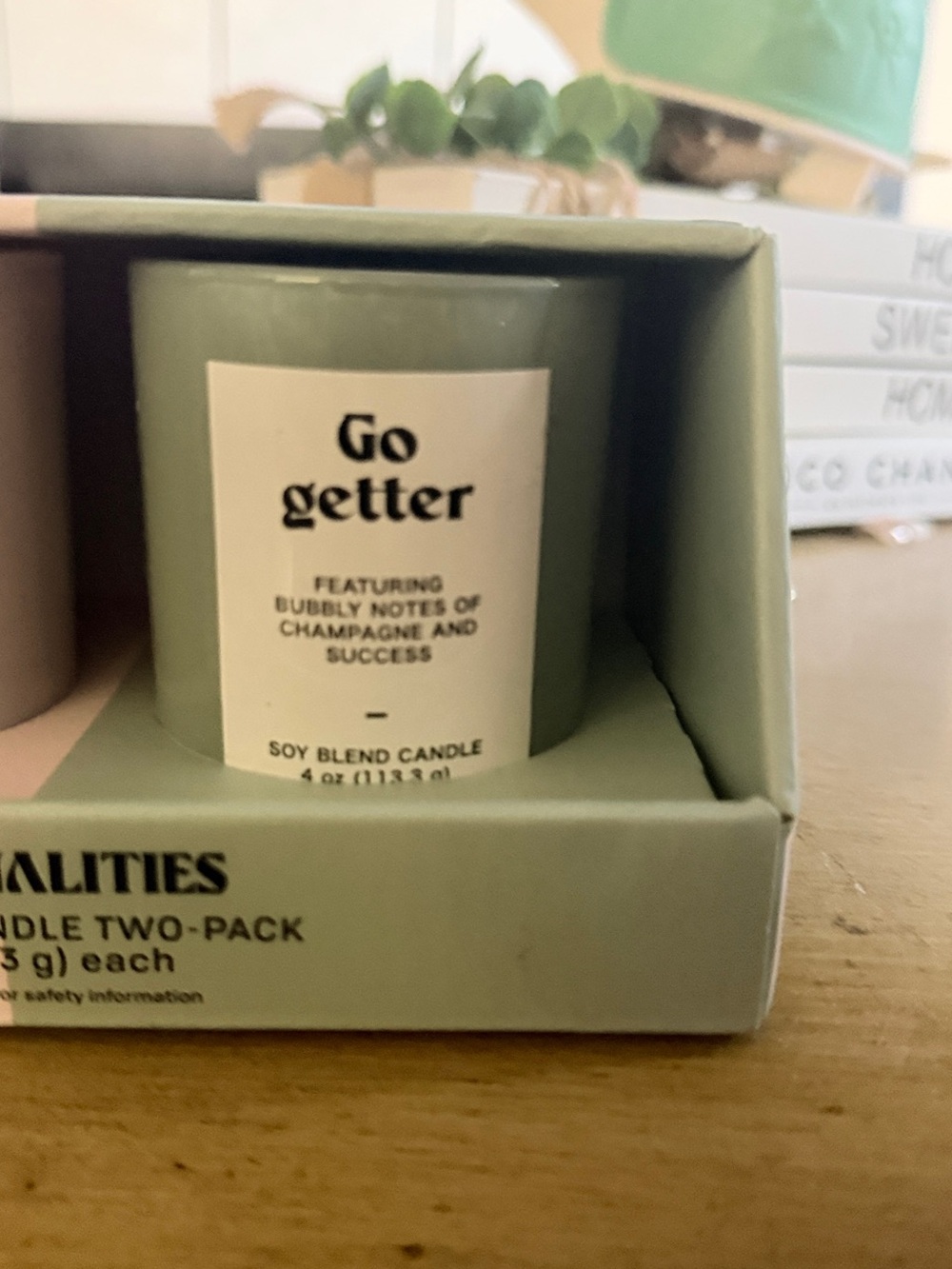 Personalities Soy Blend Candle Two-Pack - Pastel Pink & Mint - Picture 4 of 4